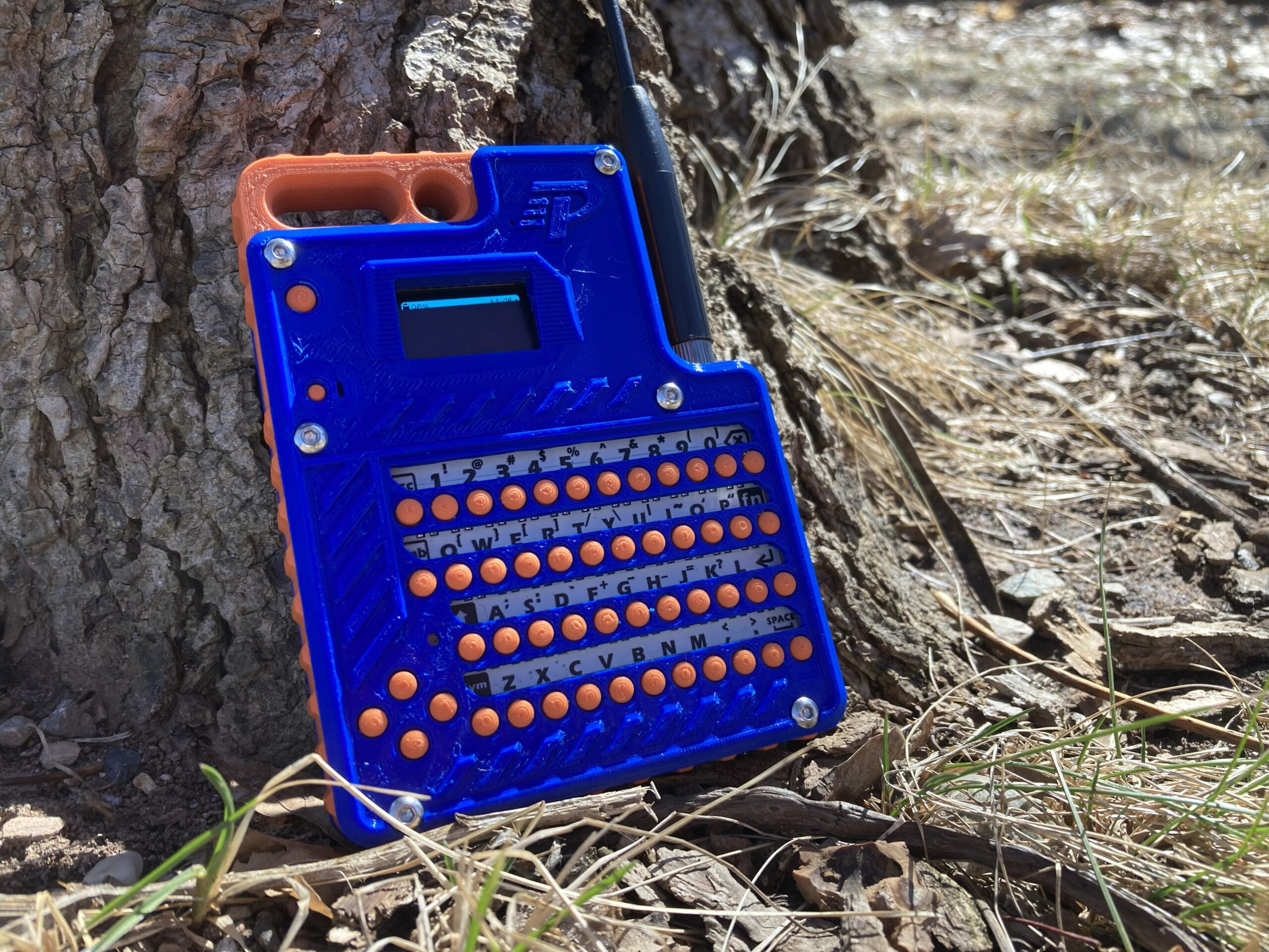 PilotMesh Communicator - Standalone Mobile GPS Meshtastic Node - Image 7