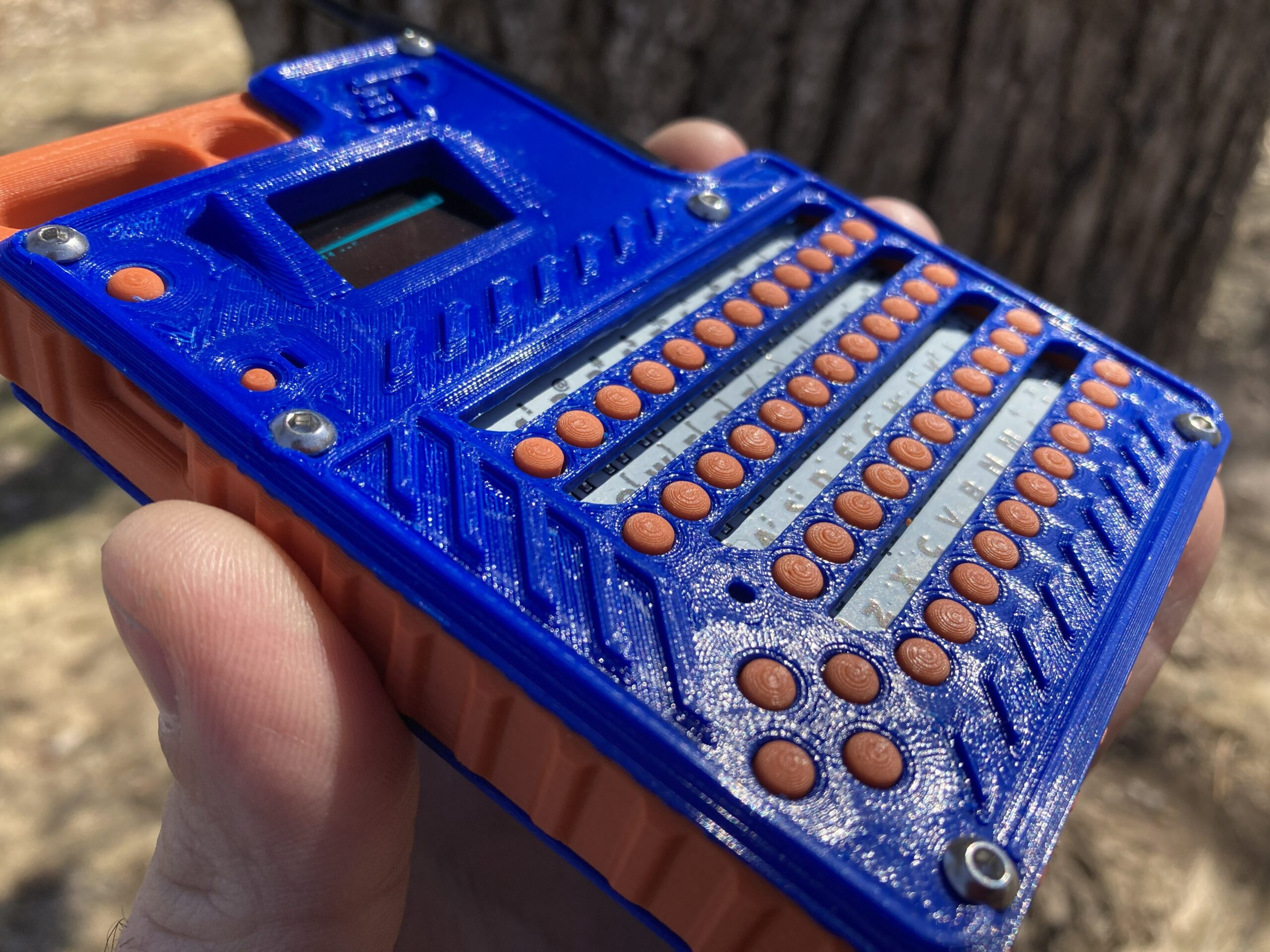 PilotMesh Communicator - Standalone Mobile GPS Meshtastic Node - Image 5